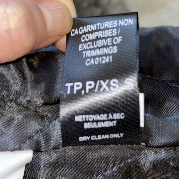 SIMONS cozy fully lined shirt jacket only worn once. Size S - Picture 8 of 13